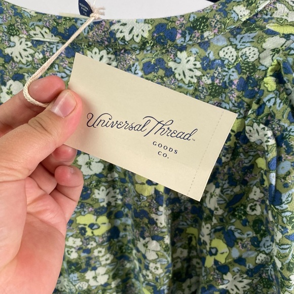 NWT Green Floral One Piece Jumpsuit- Universal Thread - Picture 2 of 4